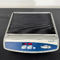 VWR Advanced Digital Shaker image 2